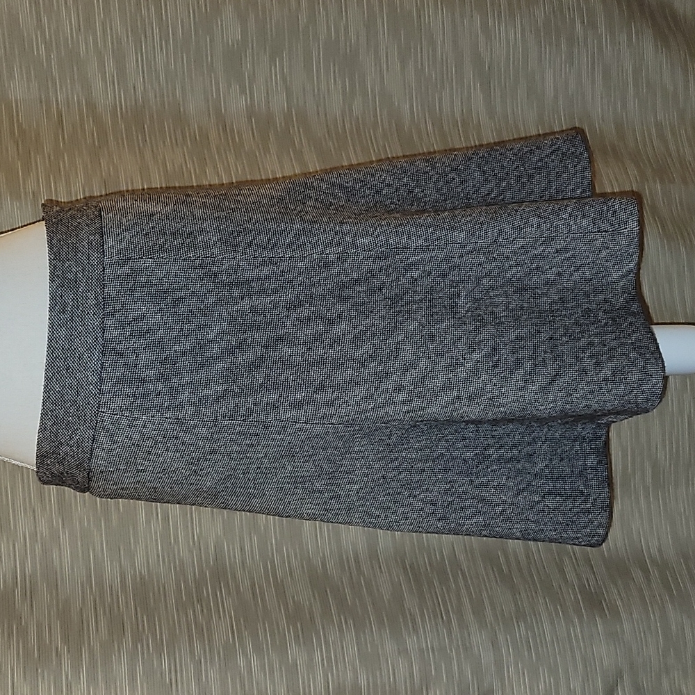 Merona skirt. Size 6.